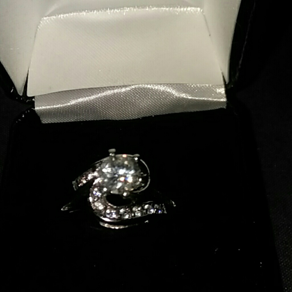 Engagement Ring - image 6